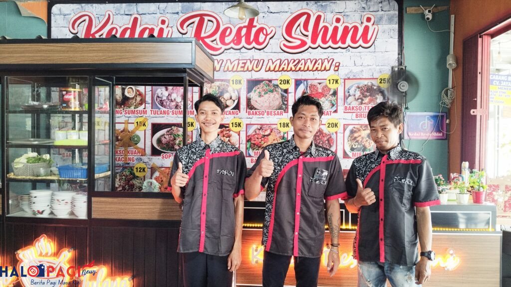 Foto, Karyawan